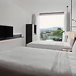 Hilton Hotel 4*