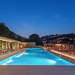 Hilton 4* Como
