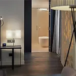 Ξενοδοχείο Hilton 4*