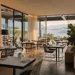 Hilton Côme