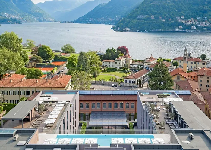 Hilton Hotel 4*