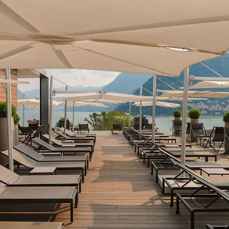 Hilton Côme