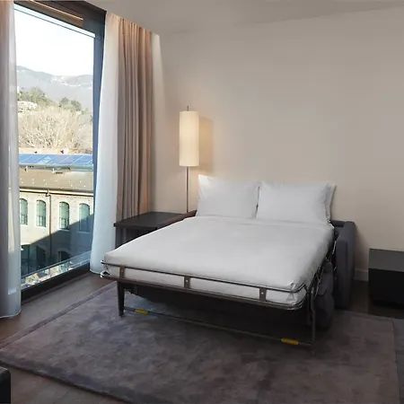Hilton Como