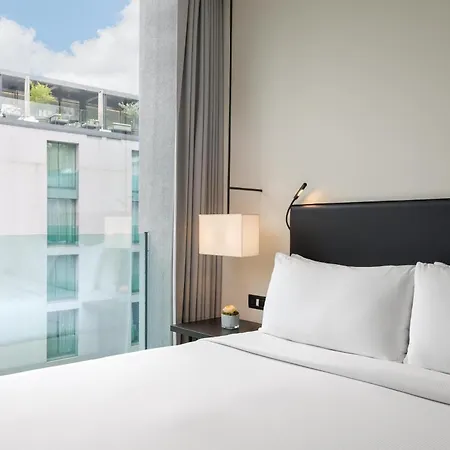 Hilton Hotel Como