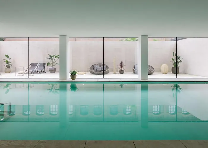 هيلتون ليك فندق 4*