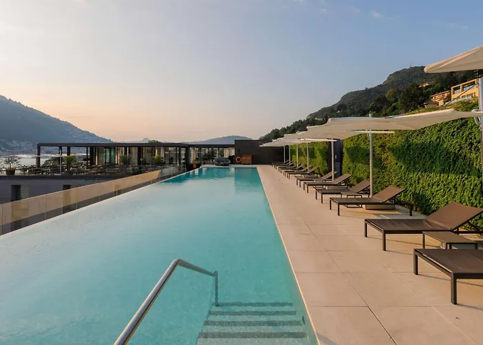 هيلتون ليك فندق 4*