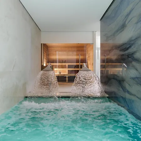Hilton 4* Como